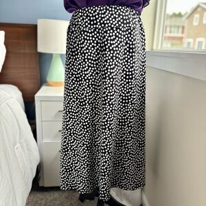 Chaus Polka Dot Black and White Women's A-Line Elastic Waist Midi Skirt